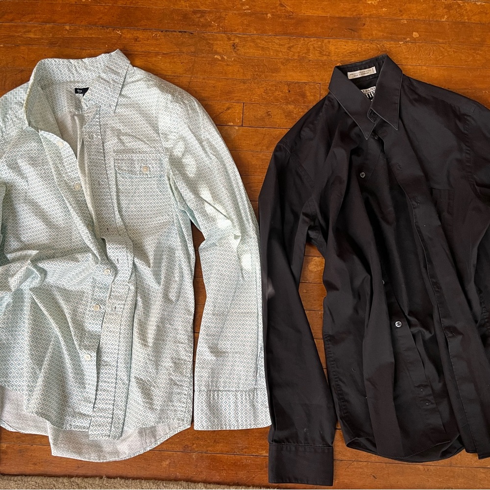 BUNDLE - 2 Men’s Dress Button Down Shirts - Gap & Alfani - Medium Slim Fit